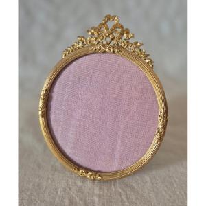 Round, Gilded Bronze Napoleon III Photo Frame 