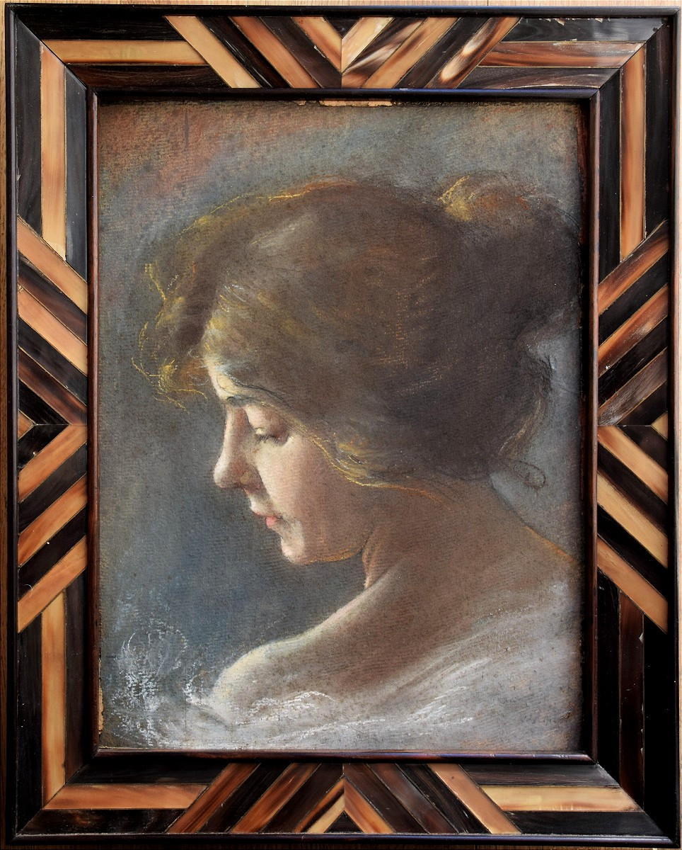 Ecole belge, vers 1900. Portrait de femme de profil.-photo-3