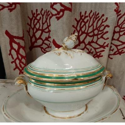 Belle Saucière Blanche, or et verte en porcelaine de Vieux Paris
