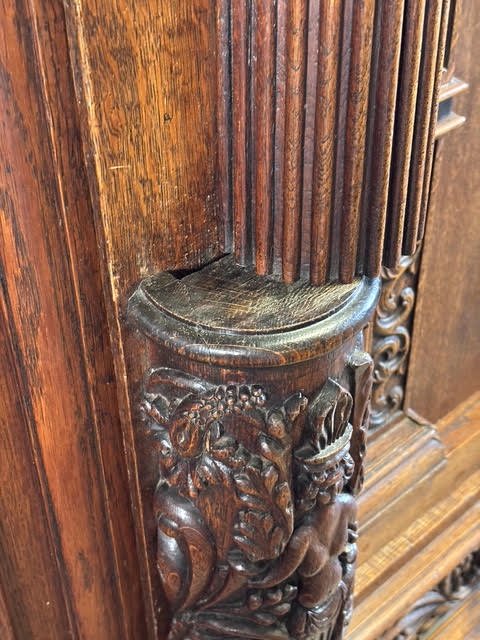 Sculptural Flemish Architectured Cabinet-photo-3