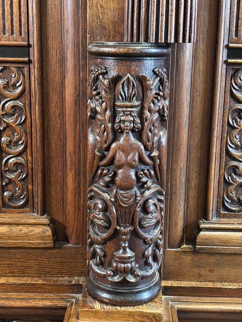 Sculptural Flemish Architectured Cabinet-photo-4