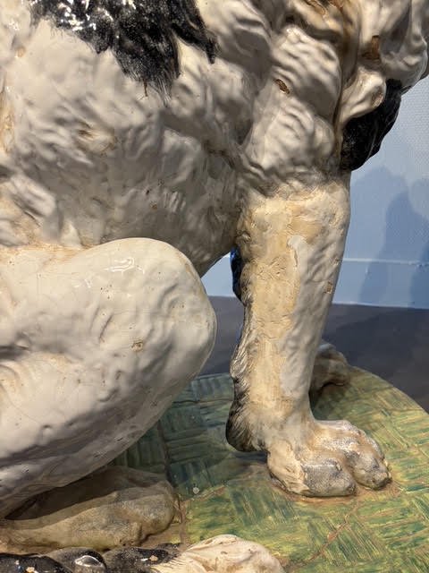Large Glazed Earthenware Sculpture Of A Springer Spaniel, An English Piece From The Late 19th Century-photo-4