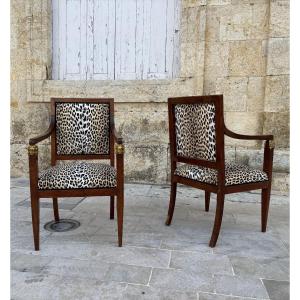 Paire de fauteuils néoclassiques Italie du Nord début XIXe siècle.