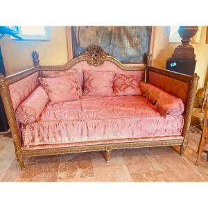 Louis XVI-style Daybed In Gilded Wood, Circa 1880.