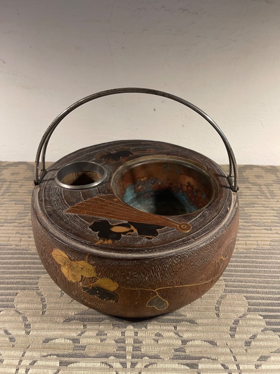 Japon, Brasero Portatif Pour Le Thé ( Hibachi) 
