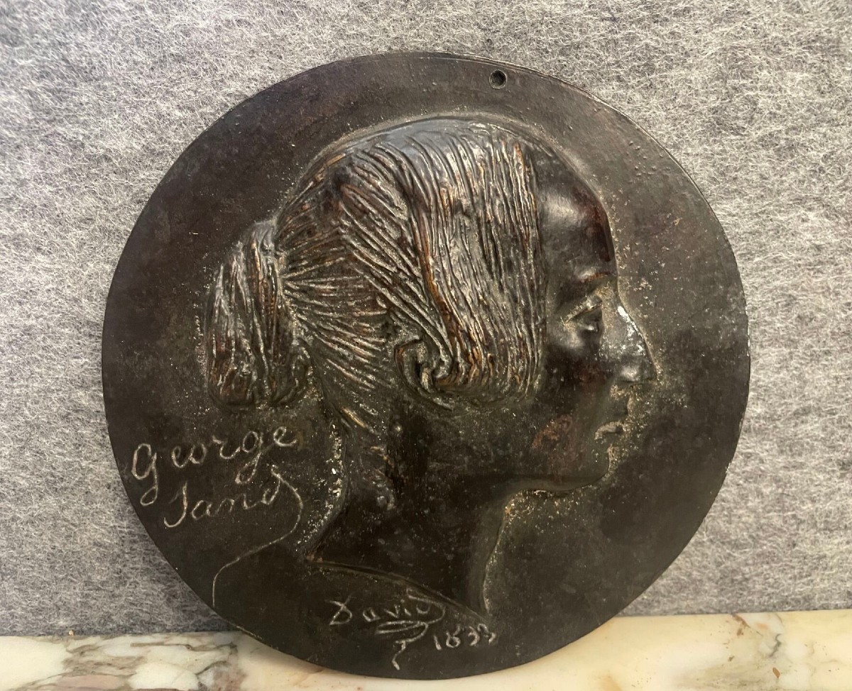 Medaillon en bronze George Sand par David D'angers-photo-2