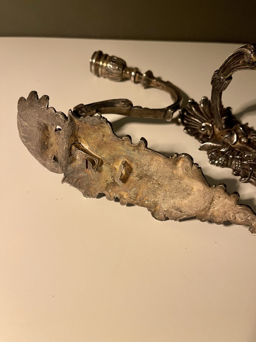 Paire d’appliques Régence en métal plaqué d'argent-photo-4