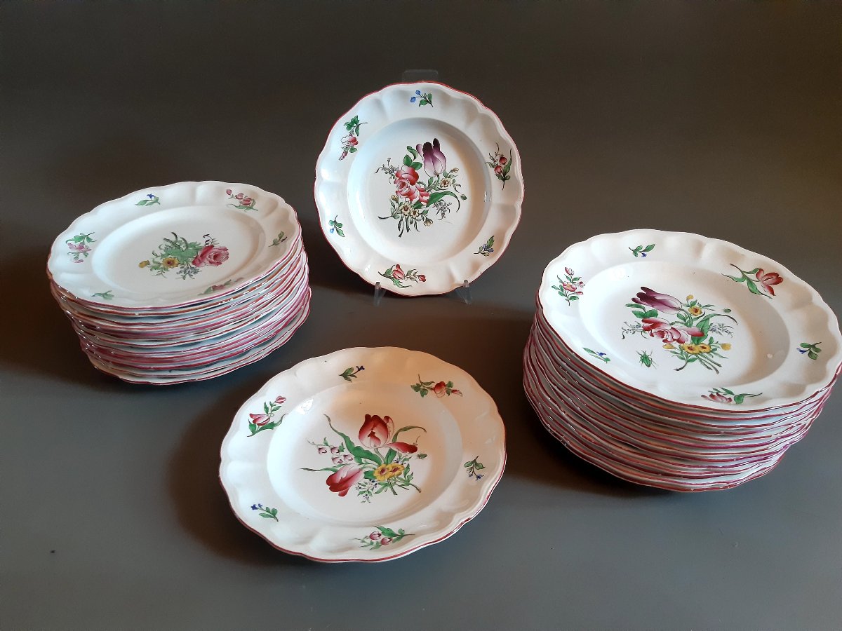28 assiettes Lunéville 
