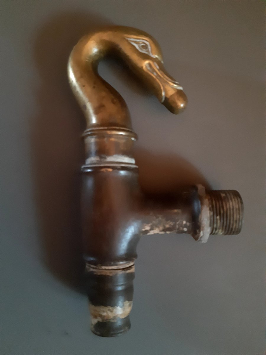 Empire-style Bronze Faucet