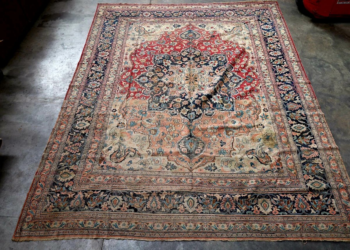 19eme Grand  et ancien tapis  d'orient noué main