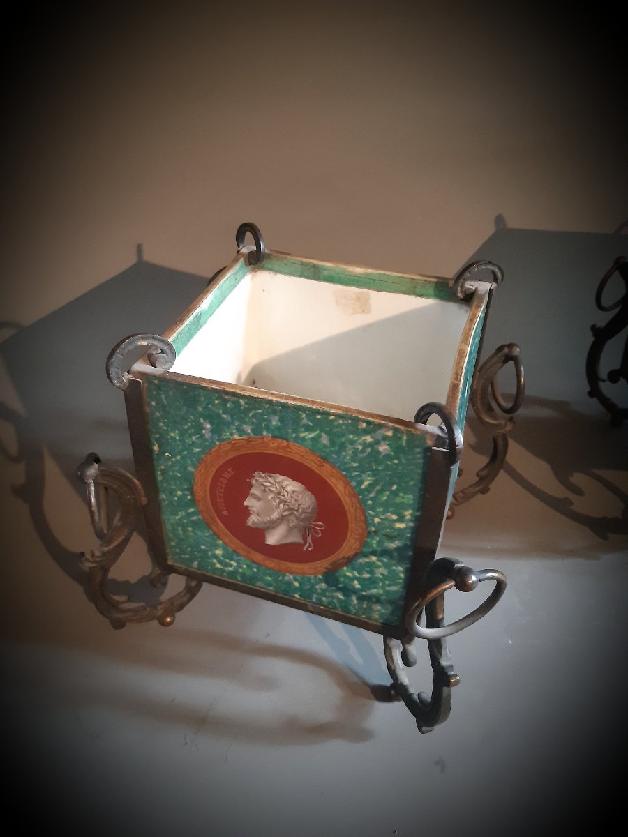 Paire de jardinières en porcelaine-photo-2