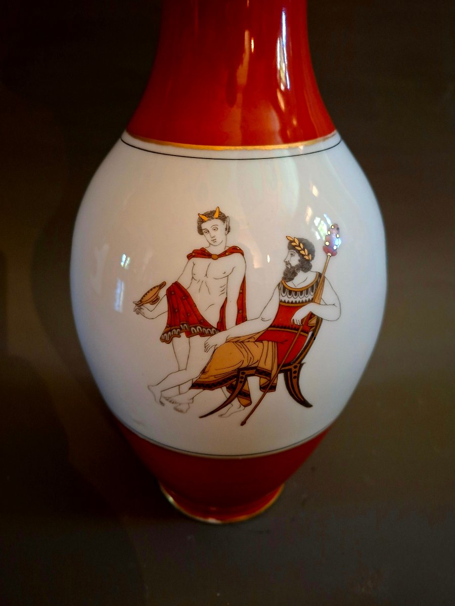 Neoclassical Porcelain Vase-photo-2