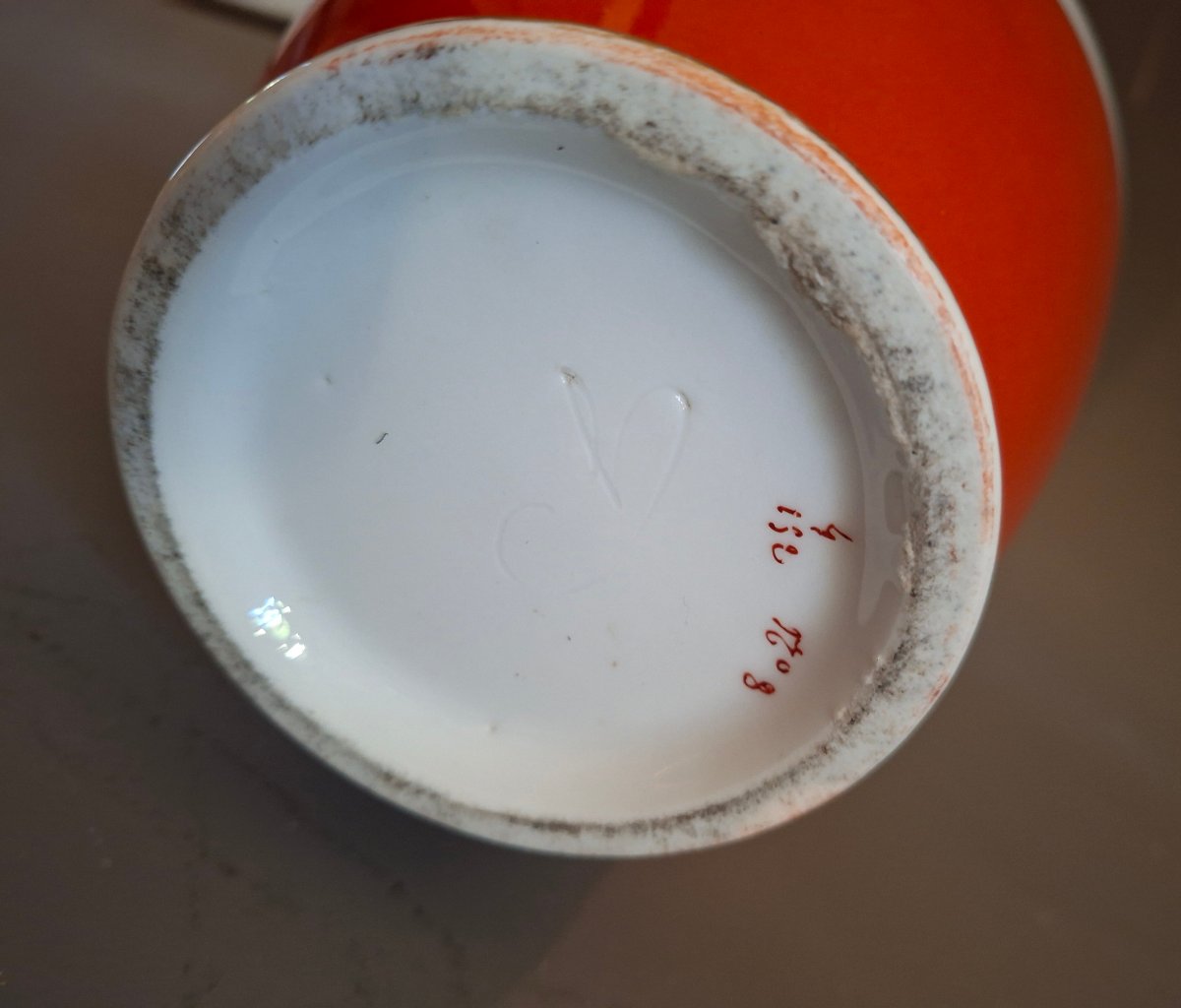 Neoclassical Porcelain Vase-photo-1