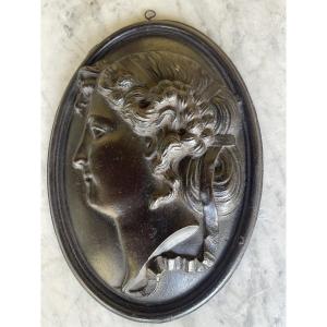 Médaillon fonte de fer neoclassique