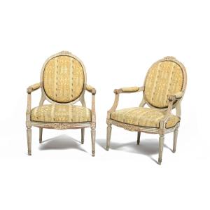 Paire de fauteuils  dossier plat Louis XVI