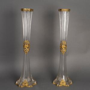 Paire de grands vases cornet en verre