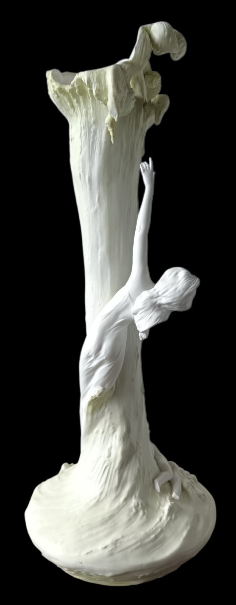 Vase art nouveau en porcelaine de Volkstedt -photo-2