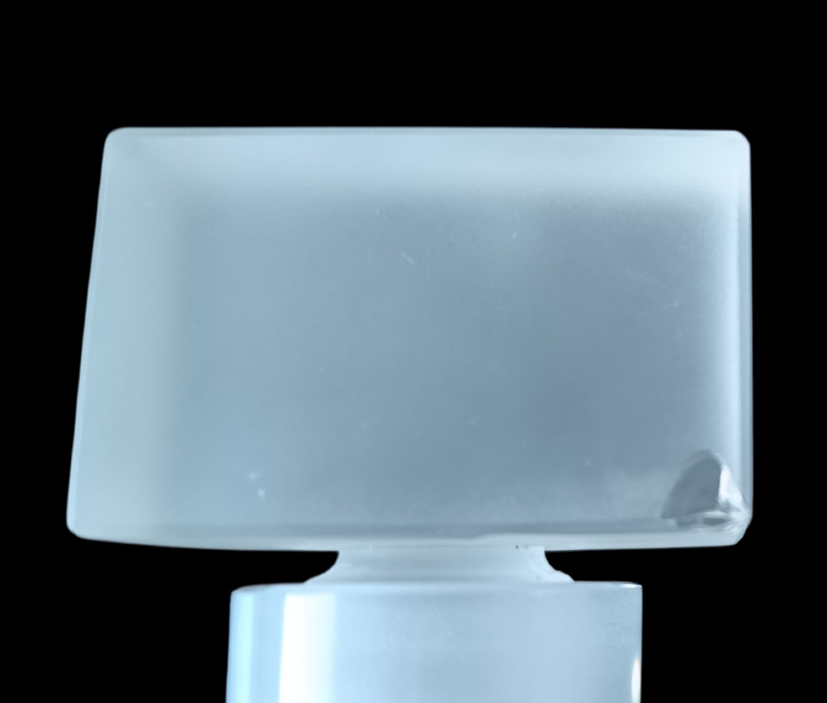 Flacon parfum modèle "Duncan" Lalique France -photo-1