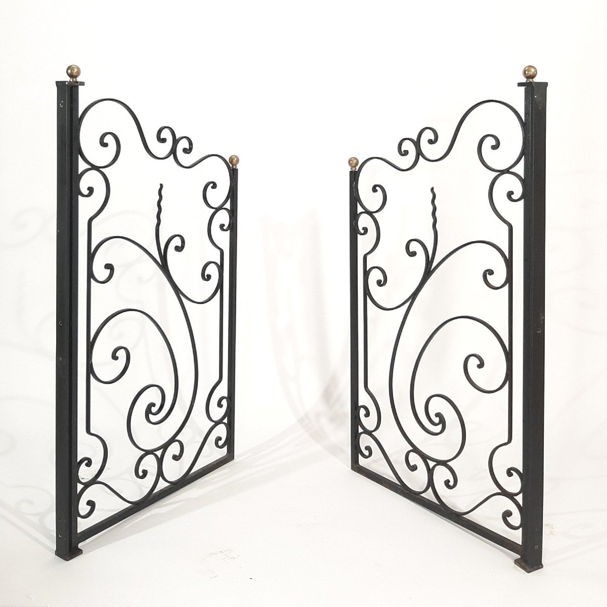 Double Wrought Iron Grille-photo-4