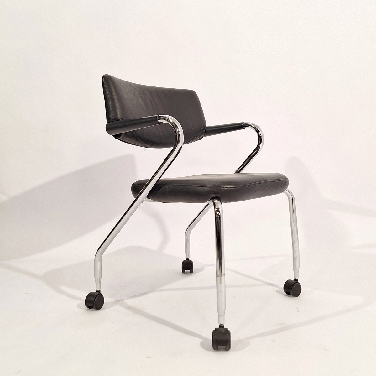 Chaises "visarol" Par Antonio Citterio Pour Vitra. Lot de 4-photo-3