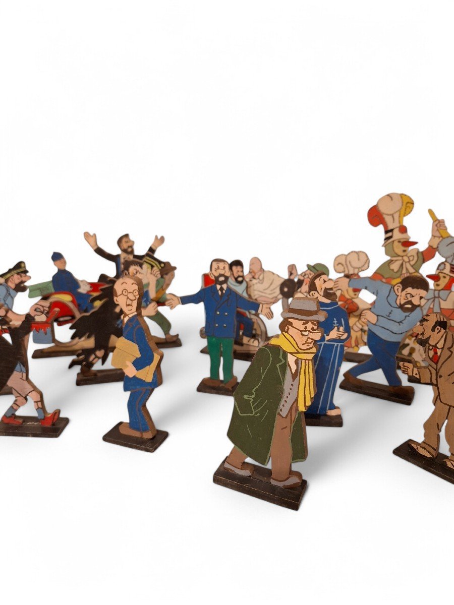 Lot De 44 Figurines En Contre-plaqué Représentant Des Personnages De Tintin-photo-1
