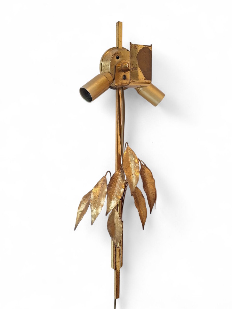 Wall Lamp With Laurel Leaves And Golden Metal Lampshade, In The Style Of Maison Charles.-photo-1