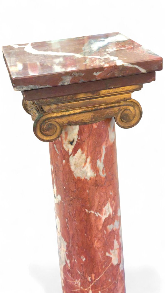 Paire de colonnes marbre veiné rouge, socle et chapiteaux en bronze doré Ca 1900-photo-3