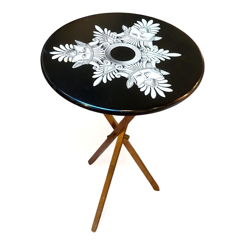 Gueridon Lacquered Wood And Gilded Brass By Fornasetti