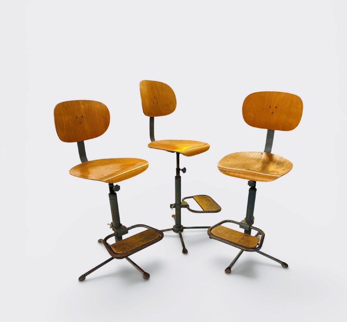 3 tabourets indiustriels 1950