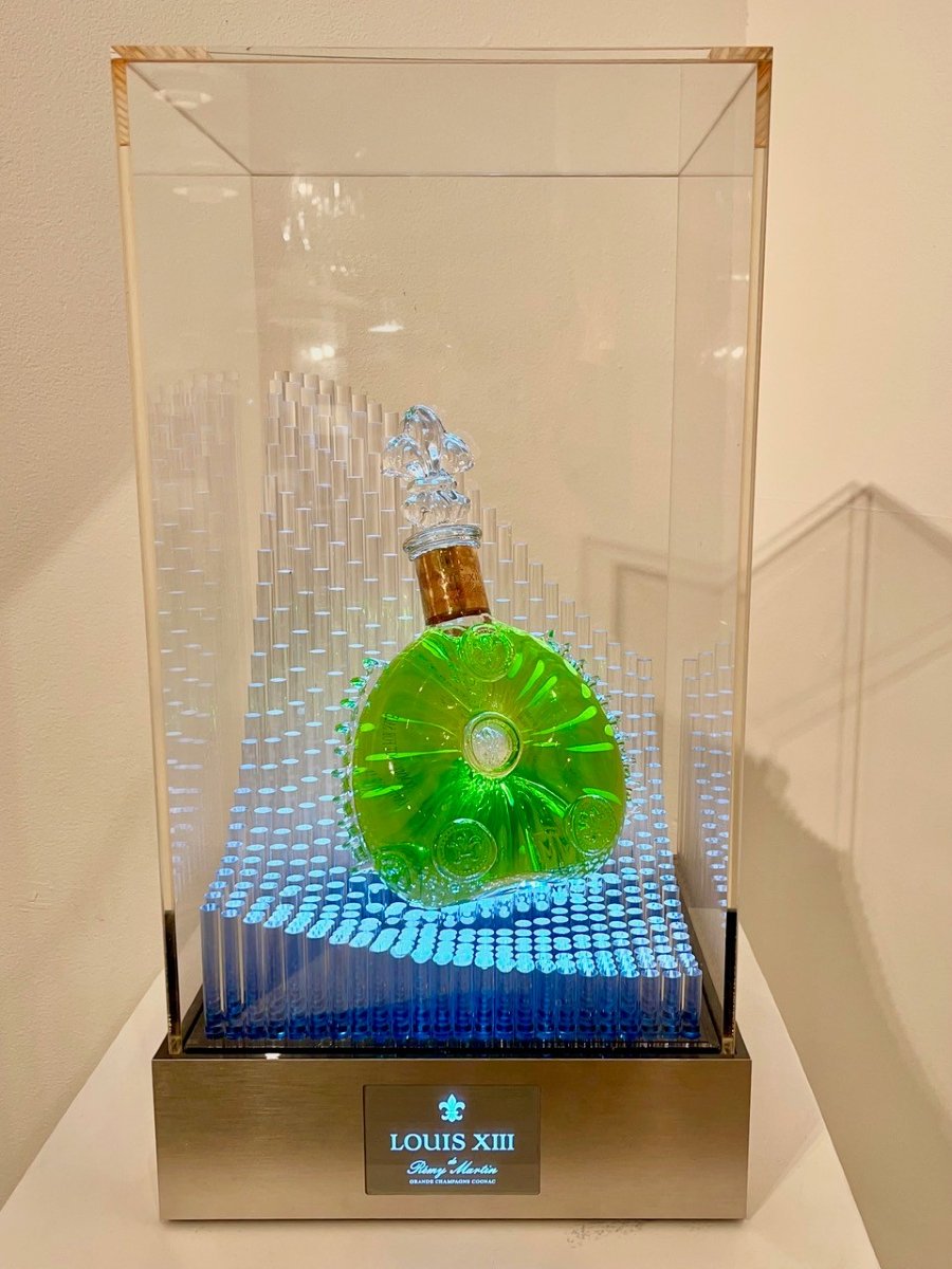 Circa 2000s Remy Martin Louis XIII Display Case And Bottle (dummy)-photo-2