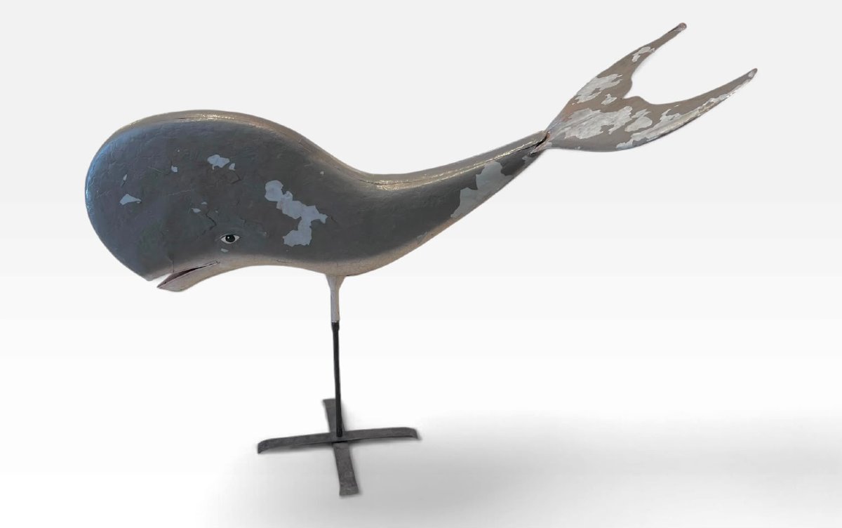 Enseigne en forme de baleine 