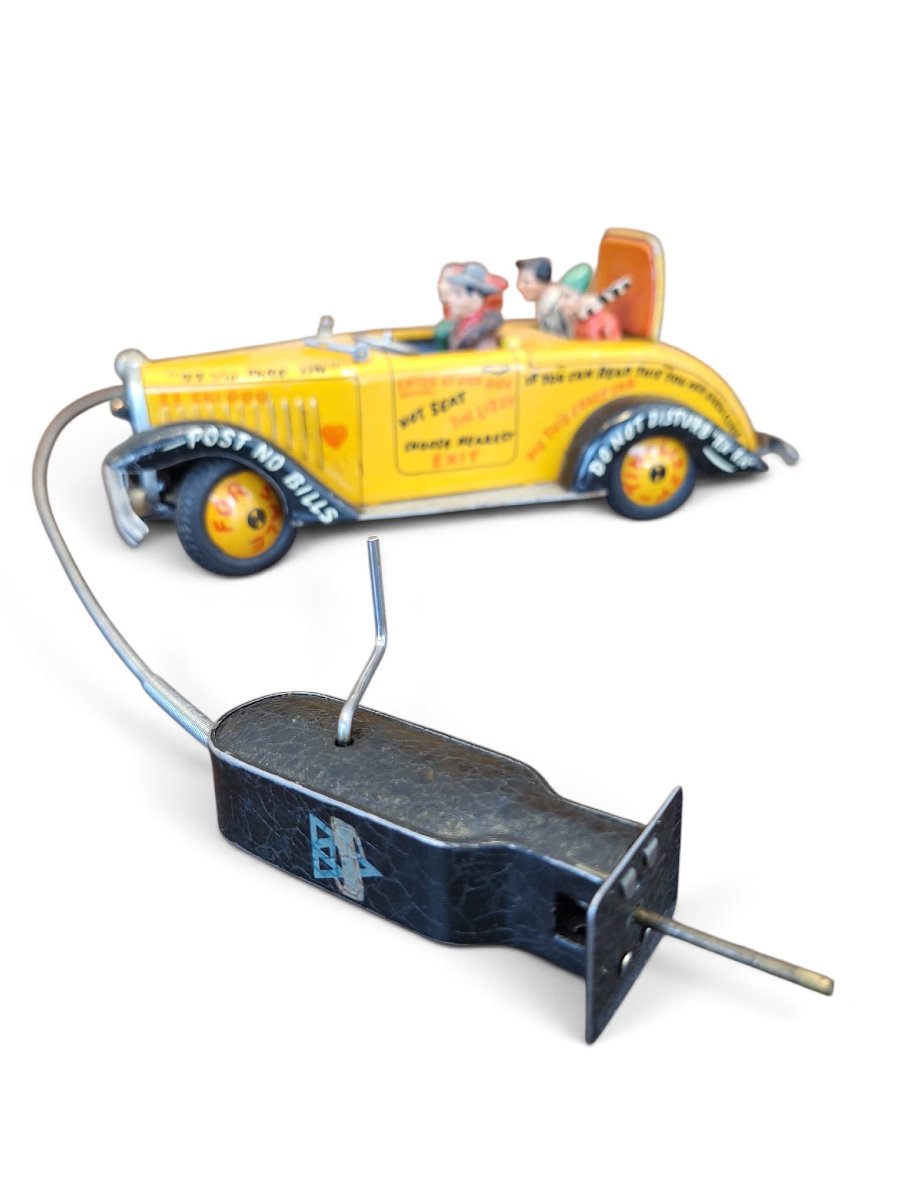 Voiture  Tin Lizzy en  Arnold-photo-3