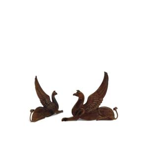 Paire de chenets decor de griffons du XIXe siècle en bronze et fer forgé