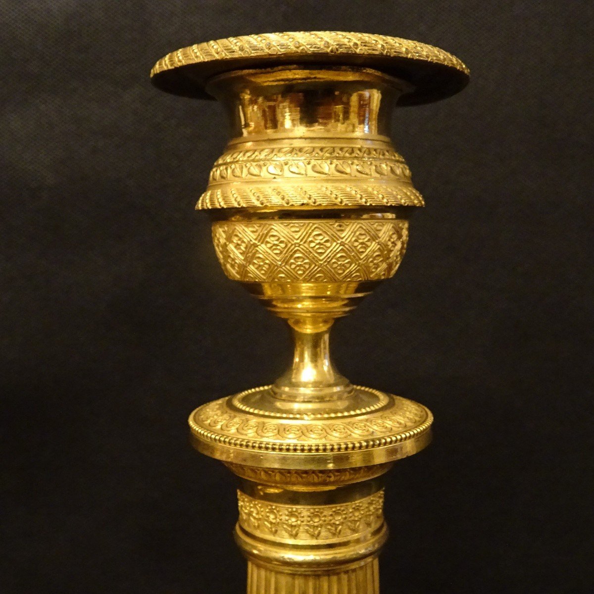 Paire de bougeoirs en bronze doré d'époque Empire-photo-2