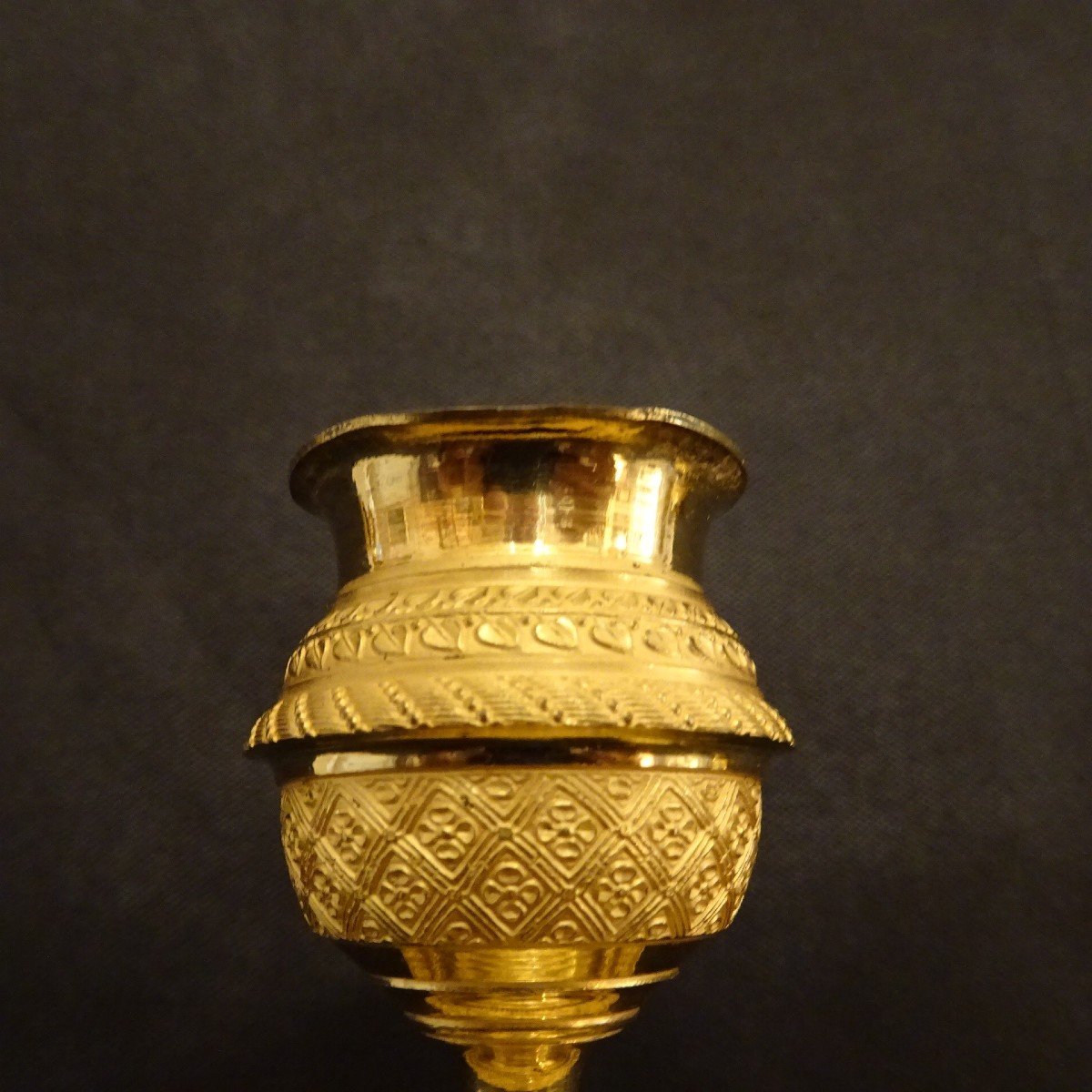Paire de bougeoirs en bronze doré d'époque Empire-photo-5