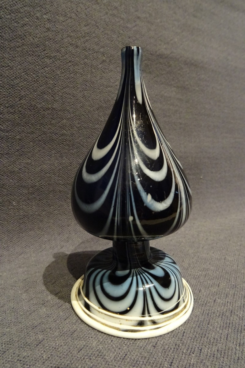 18th Century Blue Combed Blown Glass Tobacco Shaker Or Touine. Tanville, Normandy