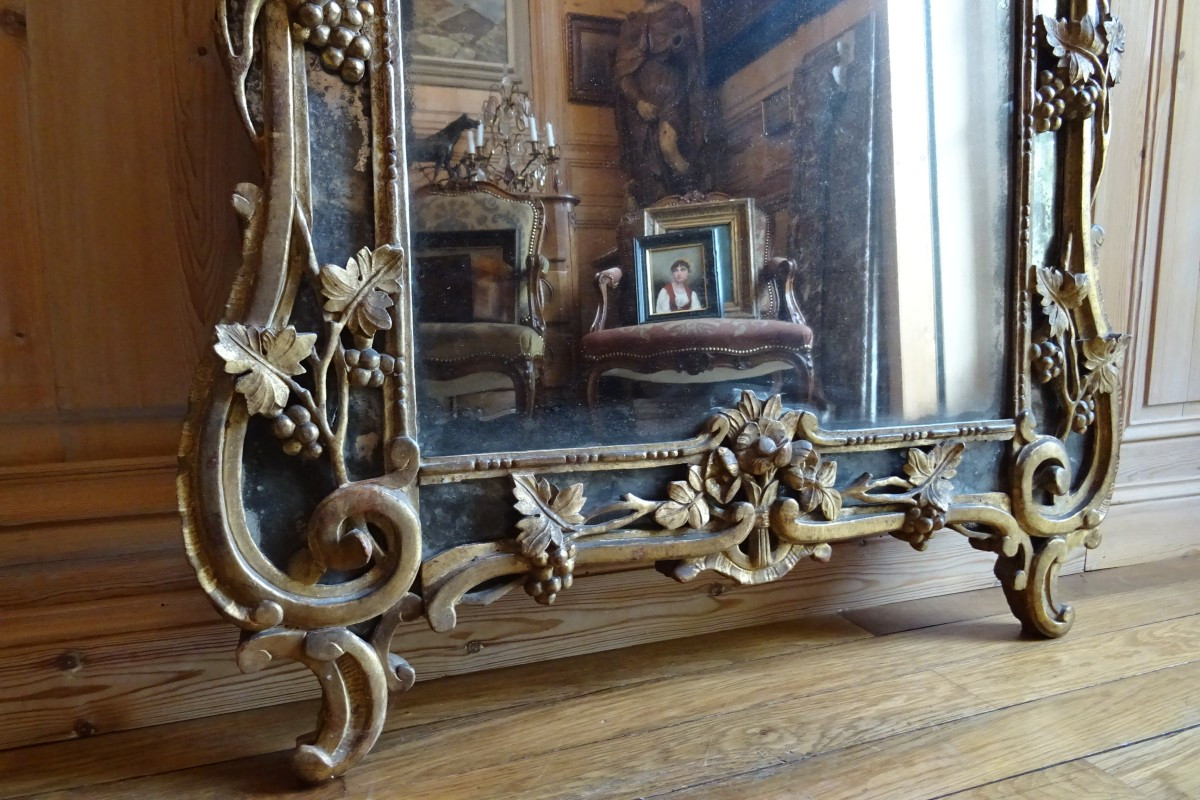 Miroir provençal en bois doré d'époque Louis XV dit de Beaucaire-photo-1