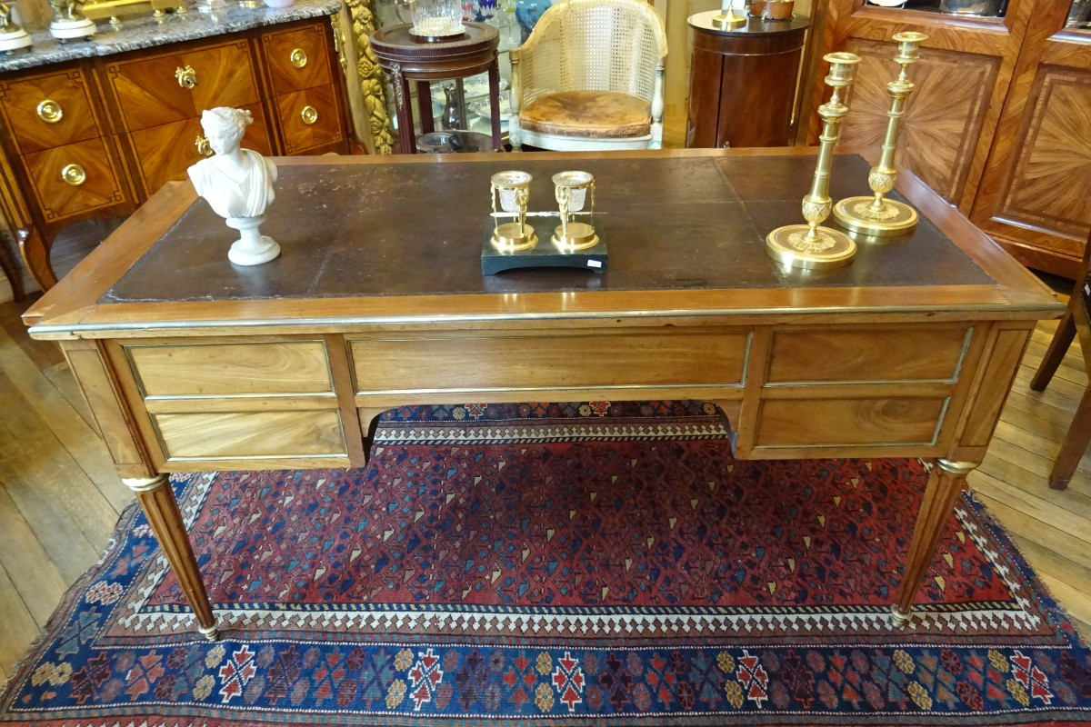 Louis XVI Period Mahogany Flat Desk-photo-4