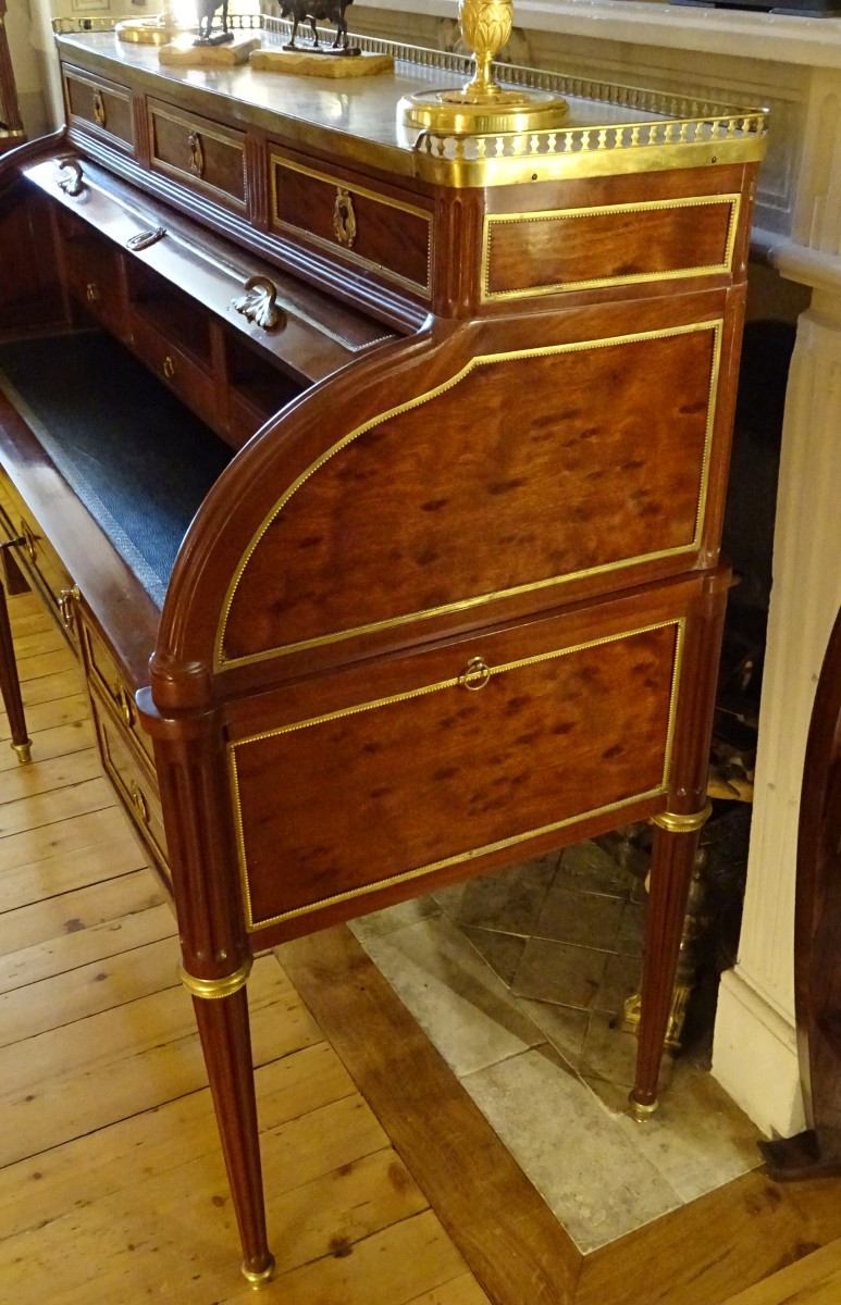 L XVI Period Speckled Mahogany Cylinder Desk Stamped Molitor-photo-2
