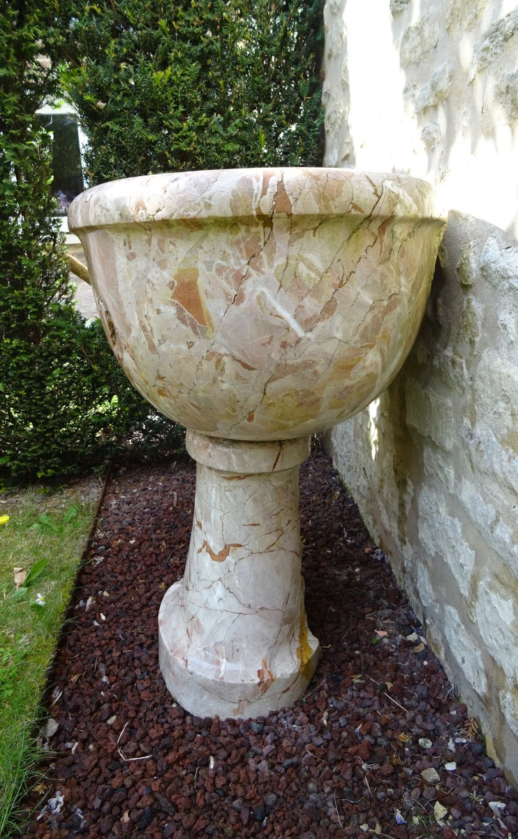 Vasque, fontaine sur pied en marbre d'époque XVIII ème-photo-1