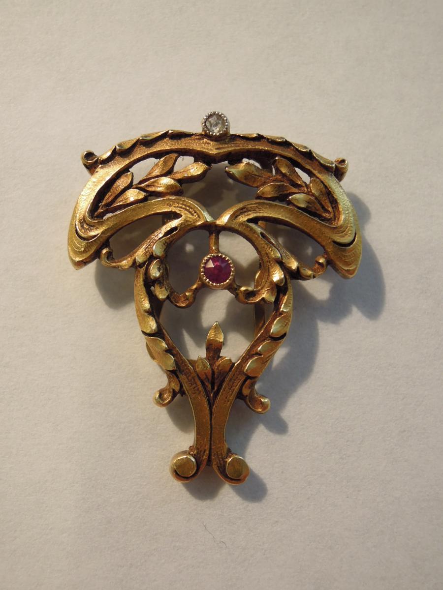 Passant ou anneau de foulard Art Nouveau en or massif