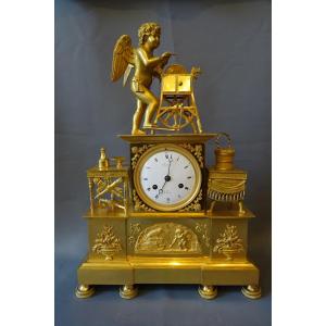 Pendule en bronze doré d'époque Empire