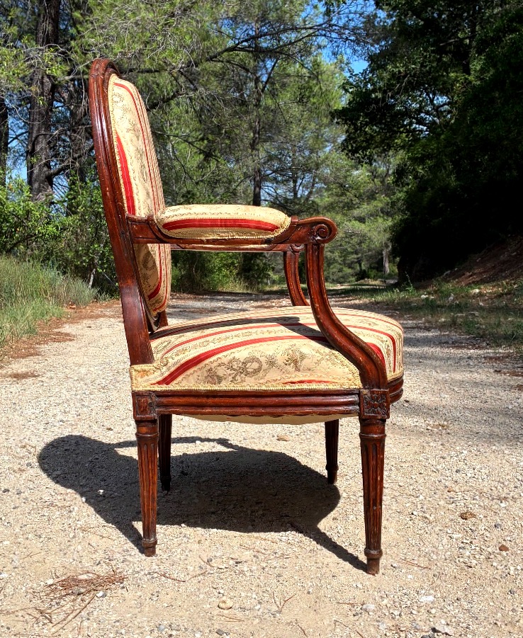 Fauteuil d’époque Louis XVi à dossier plat , estampillé -photo-4