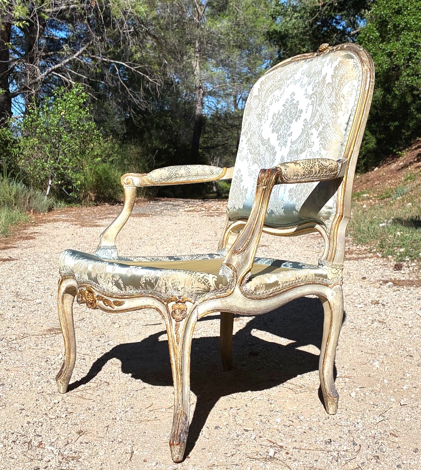 Rare Fauteuil d’époque Louis XV-photo-1