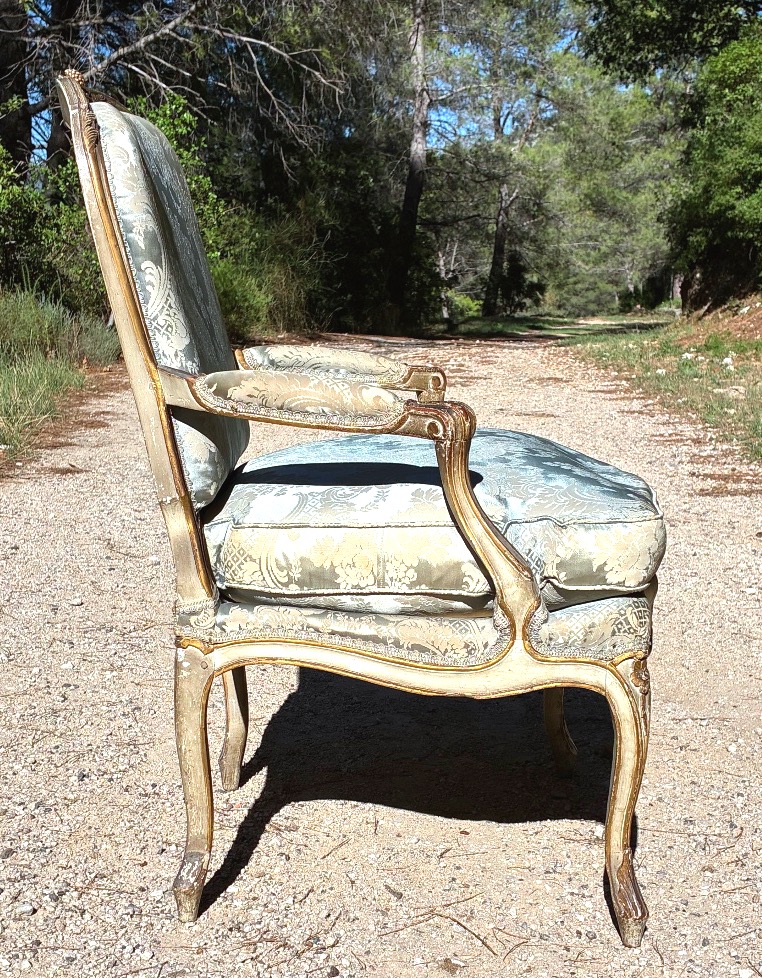 Rare Fauteuil d’époque Louis XV-photo-2
