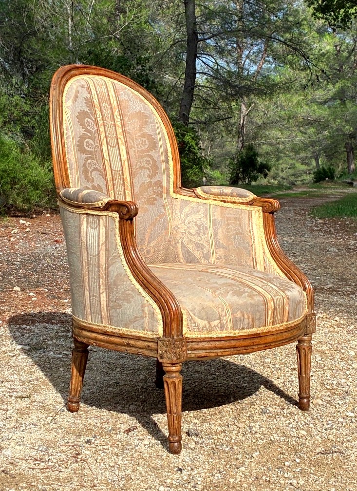 Bergère d’époque Louis XVI à dossier médailon en cabriolet -photo-2