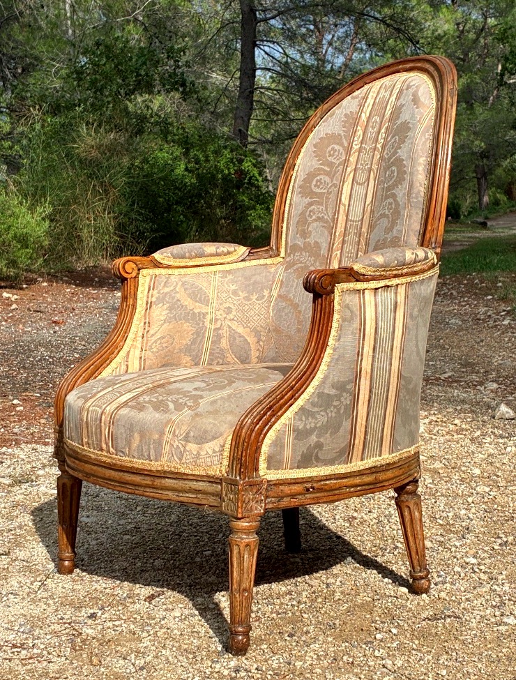 Bergère d’époque Louis XVI à dossier médailon en cabriolet -photo-3