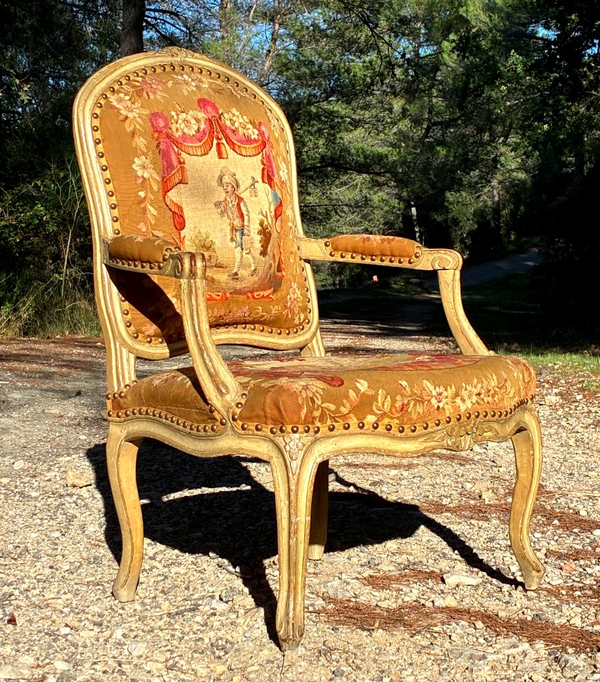 Beau fauteuil à dossier plat « à la reine » d’époque Louis XV , tapisserie XIXe-photo-4