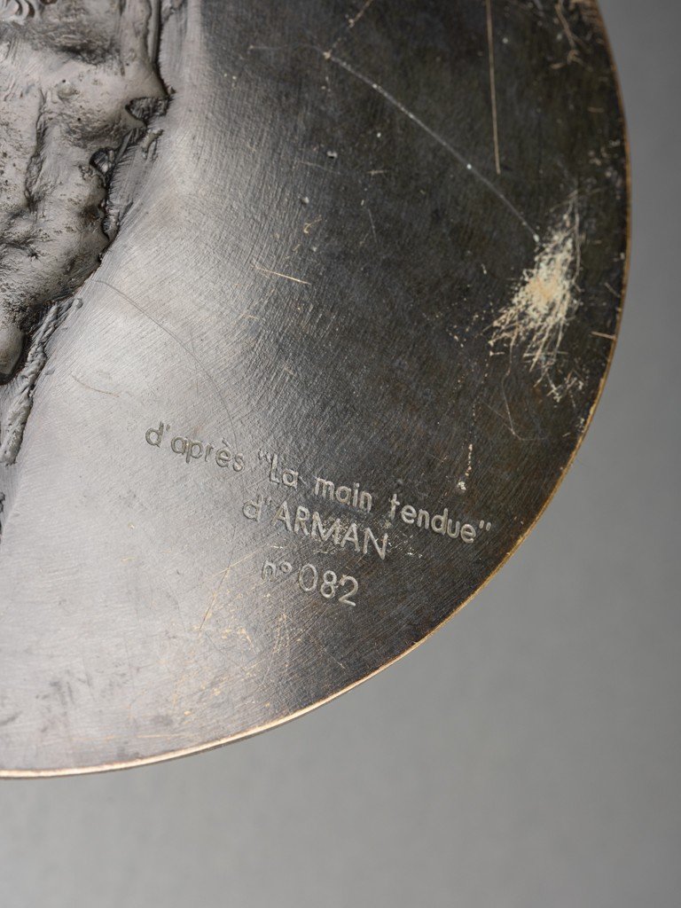 Arman 'the Outstretched Hand' - Patinated Bronze Medallion-photo-2