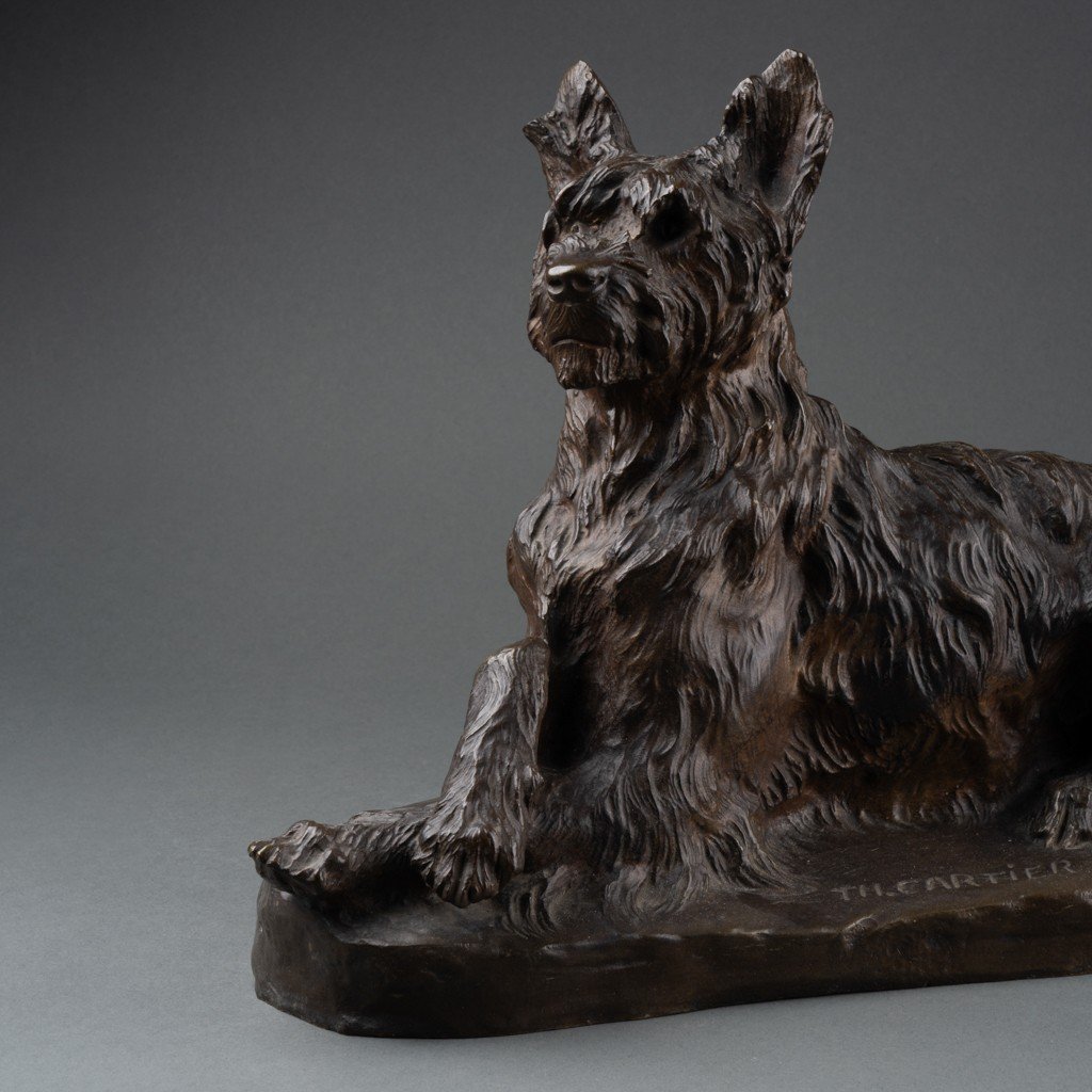 Thomas François Cartier (1879-1936): "seated Briard", Patinated Bronze Sculpture , Early XXth C-photo-3